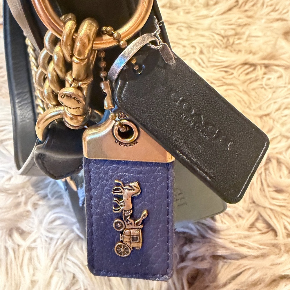 Coach Upcrafted Signature Chain Hobo - Picture 3 of 5